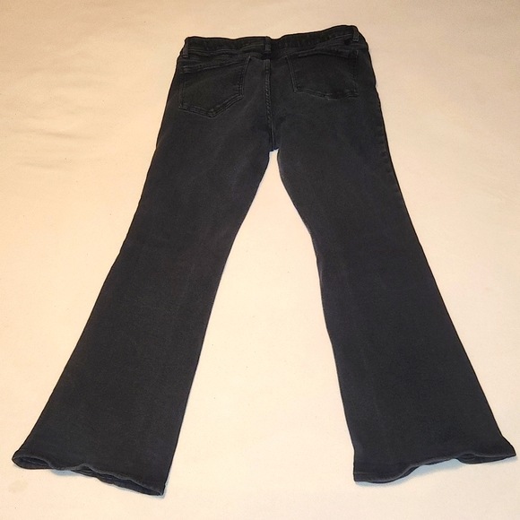 Wild Fable Low-Rise Flare Black Jeans Size 14 - Picture 5 of 6